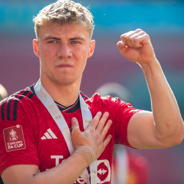 班牙人正式 班牙人正式